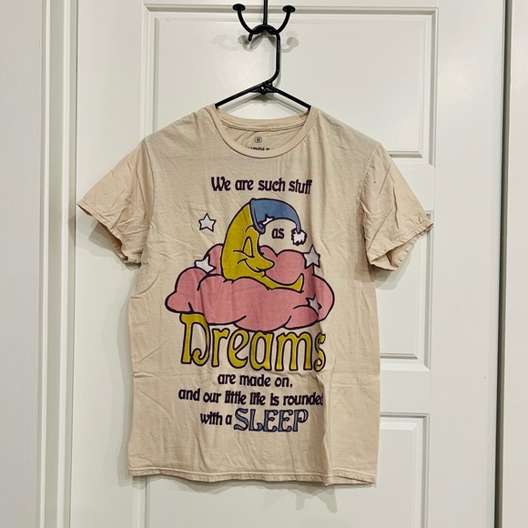 ⭐️3 for $20 Sleepy Moon Dreams Tee - Picture 2 of 6